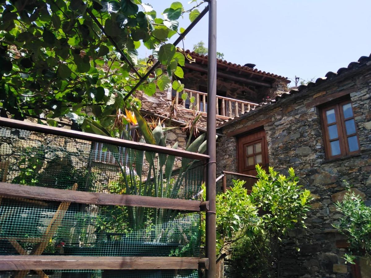 Casa Da Carolina Lousa (Central Portugal)